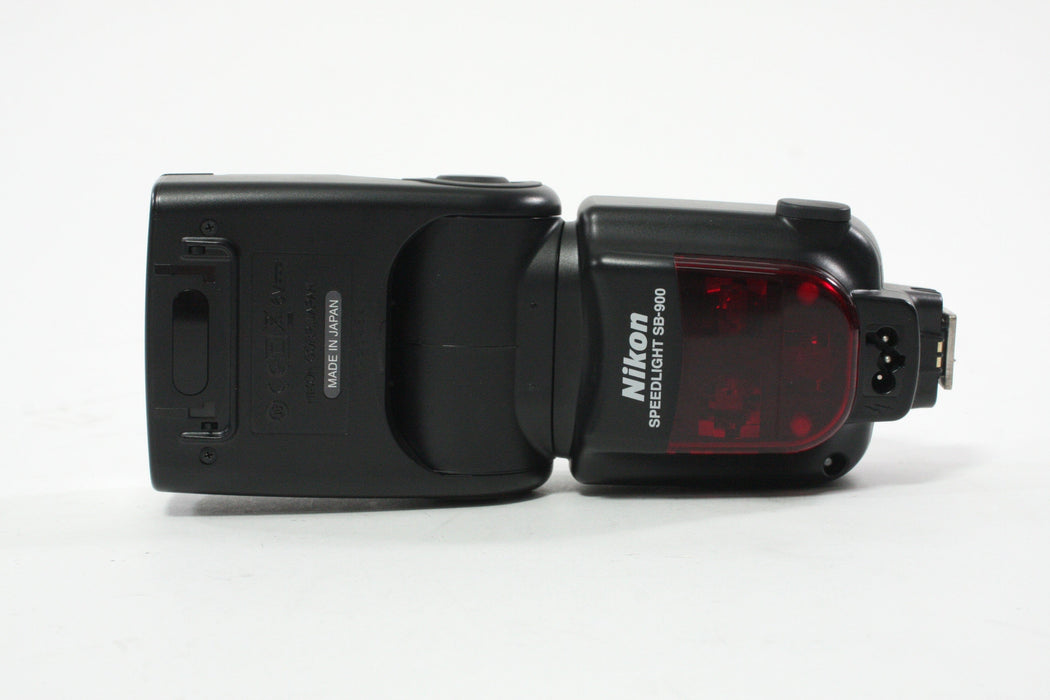 Nikon Speedlight SB-900
