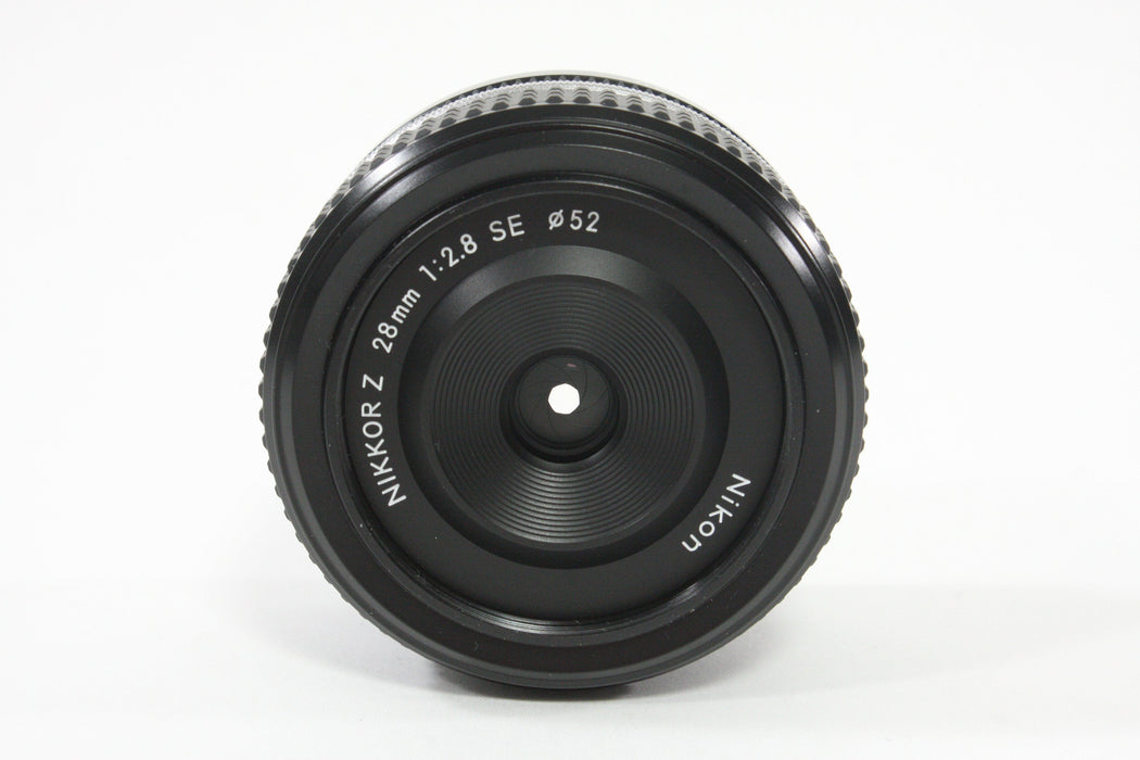Nikon Z 28mm F/2.8 (SE)