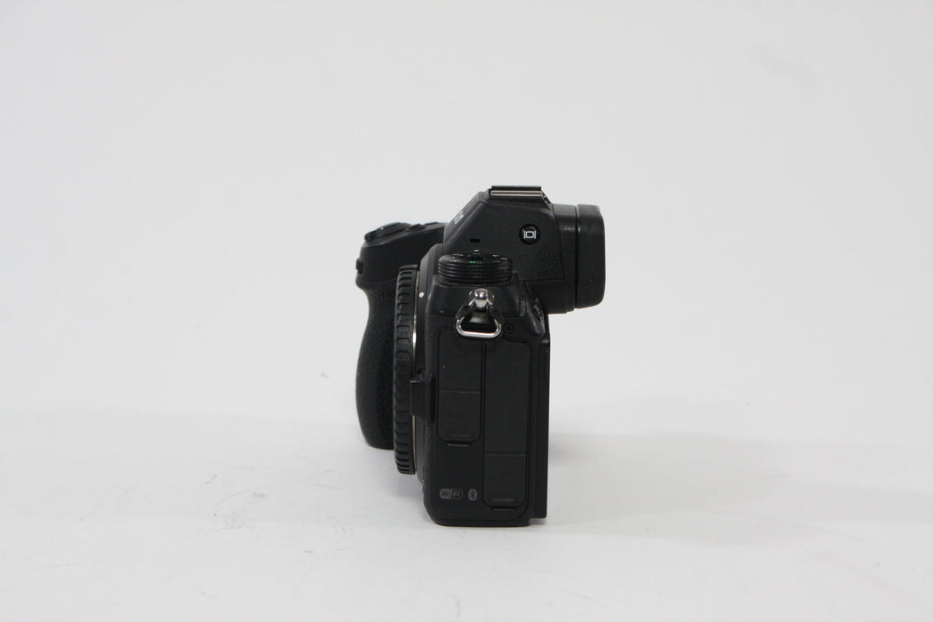 Nikon Z6 - Body Only SC# 11,101