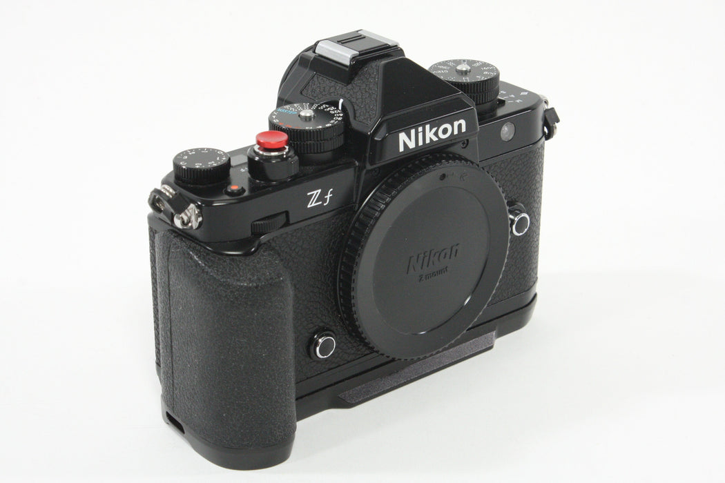 Nikon Zf Mirrorless Camera with SmallRig Cage - Shutter Count 11139