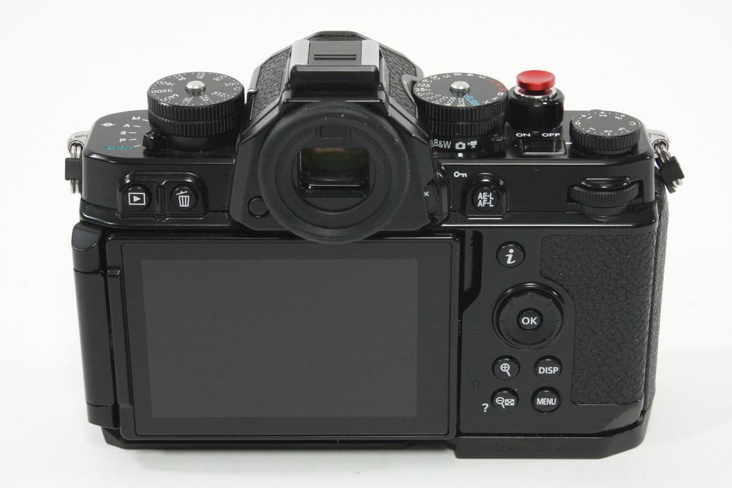 Nikon Zf Mirrorless Camera with SmallRig Cage - Shutter Count 11139