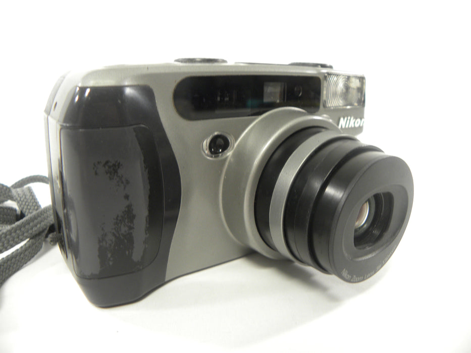Nikon Zoom 800AF 35mm Camera