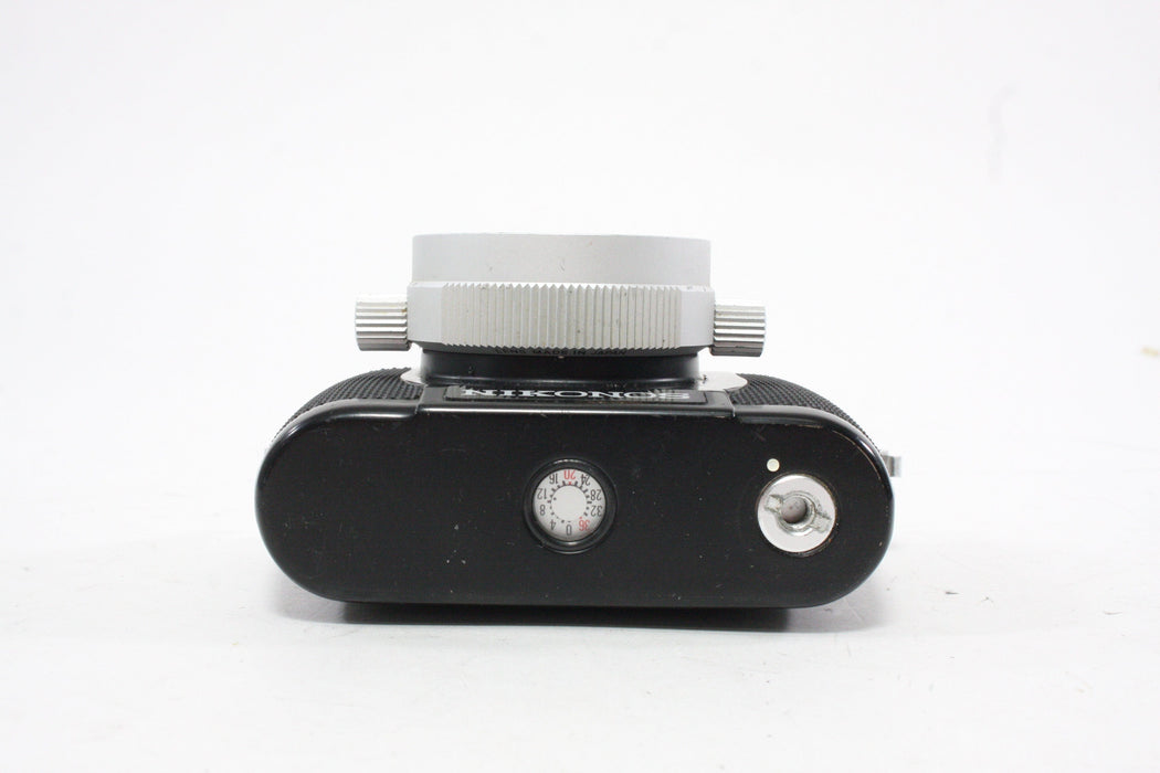 Nikonos II Underwater Film Camera with 35mm f/3.5 Lens