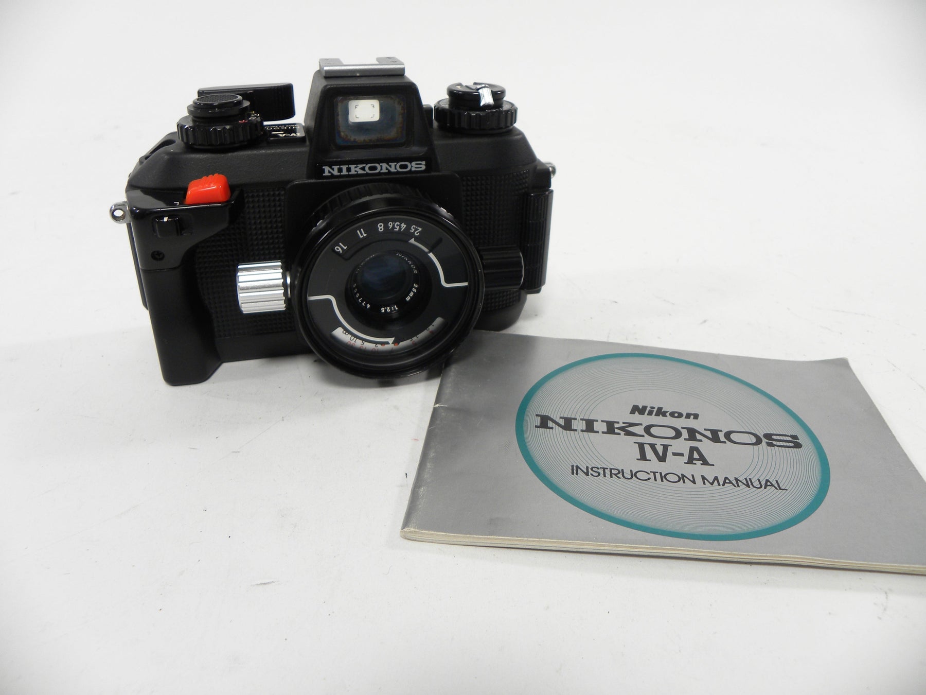 Nikonos IV-A 35mm Underwater Camera
