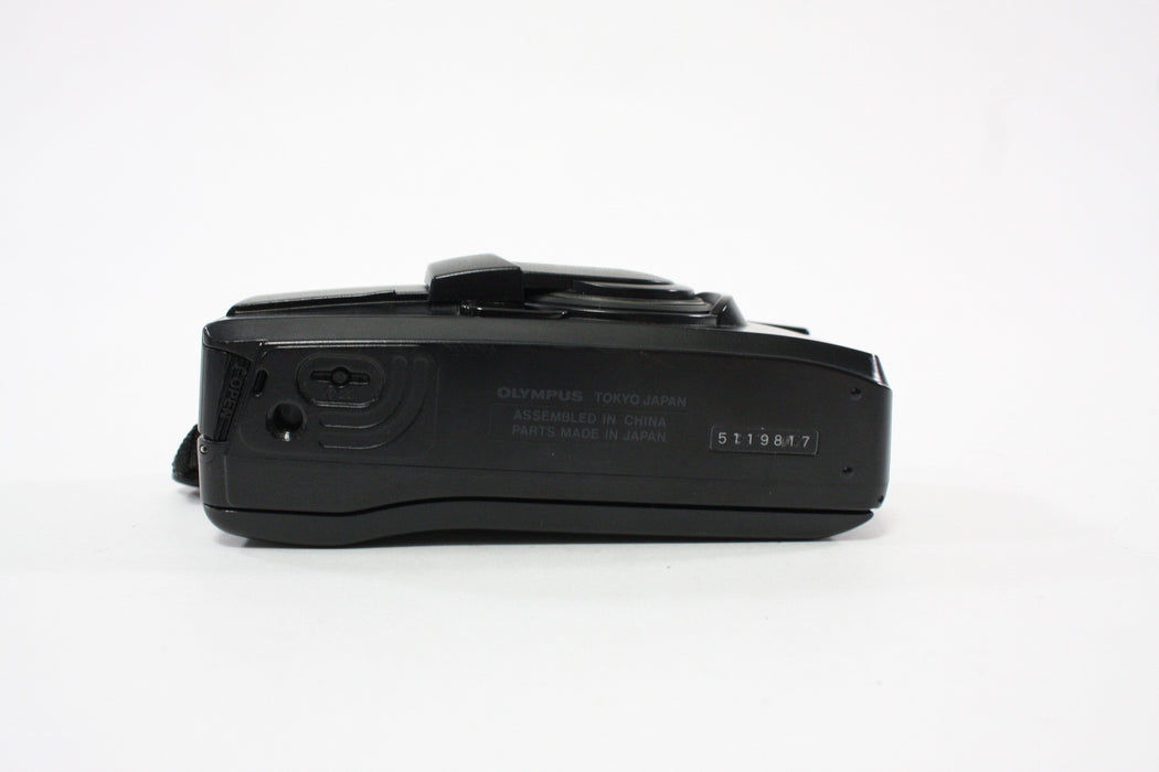 Olympus Accura Zoom 105 35mm Point-and-Shoot Camera