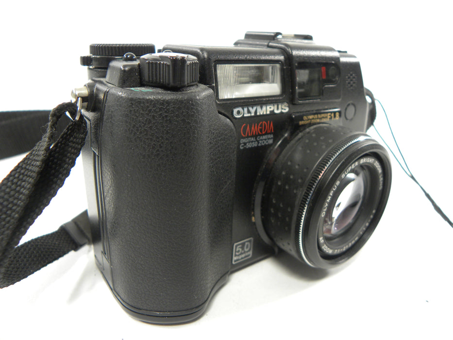 Olympus C-5050 Zoom 5mp Digital Camera