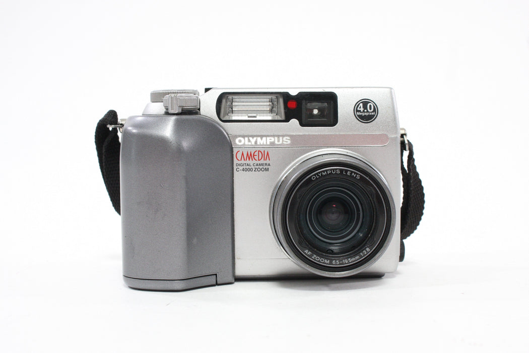 Olympus Camedia C-4000 Digital Point-and-Shoot Camera 3x Zoom 4.0mp