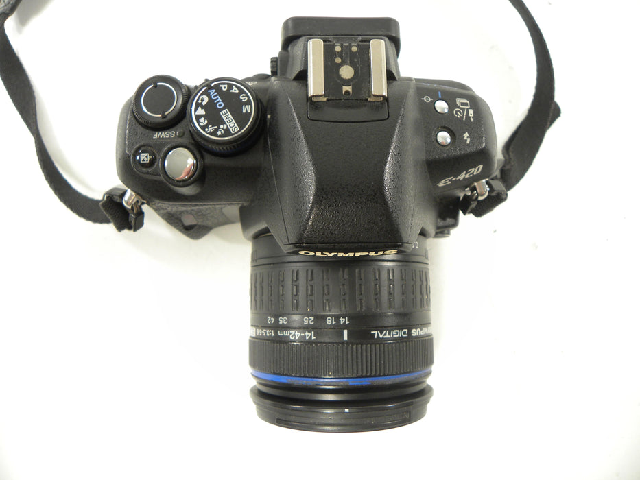 Olympus E-420 10.0mp Digital SLR w/Zuiko 14-24mm f3.5-5.6