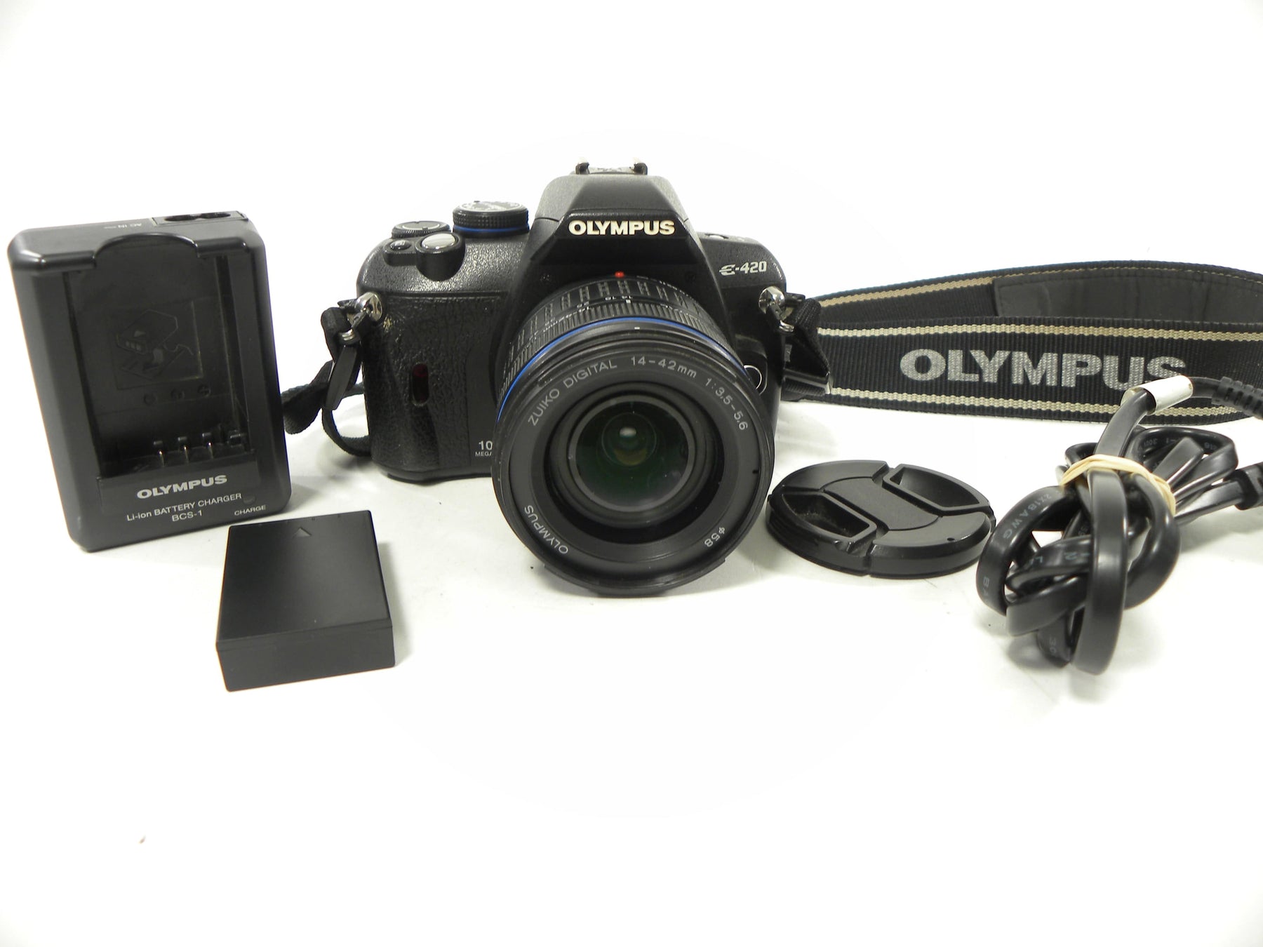 Olympus E-420 10.0mp Digital SLR w/Zuiko 14-24mm f3.5-5.6