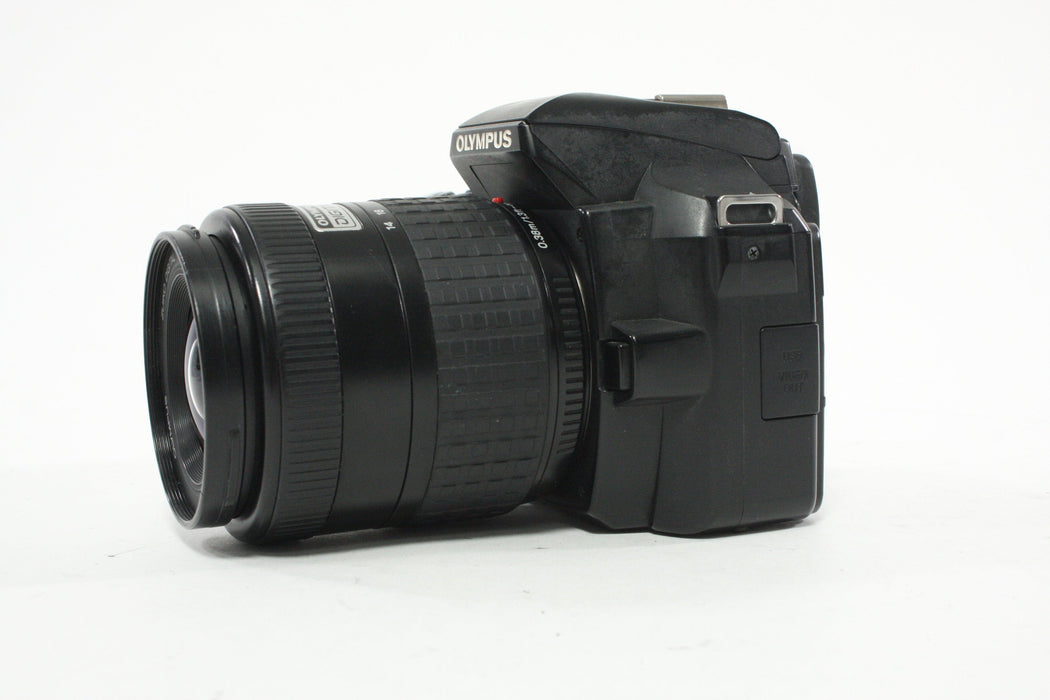 Olympus E-500 Digital Camera with 14-45mm f/3.5-5.6 4/3 Mount Lens