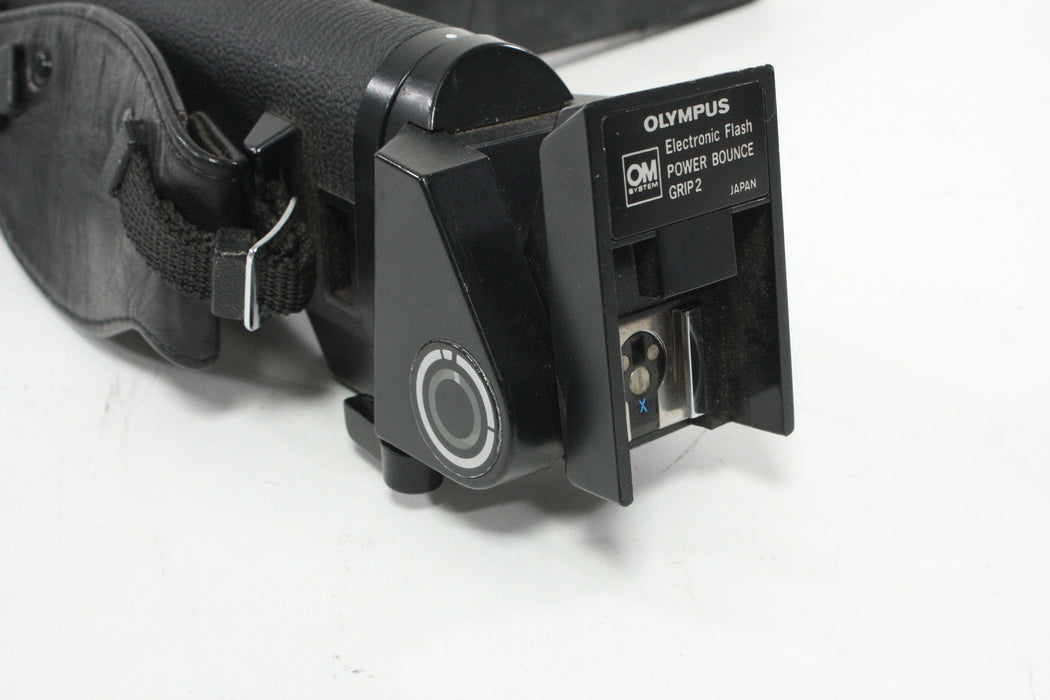 Olympus Electronic Power Bounce Grip 2 with PC Cable and 5 Pin Cable