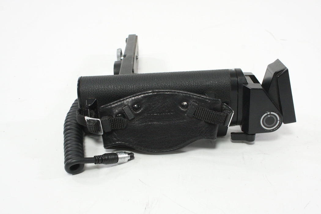 Olympus Electronic Power Bounce Grip 2 with PC Cable and 5 Pin Cable