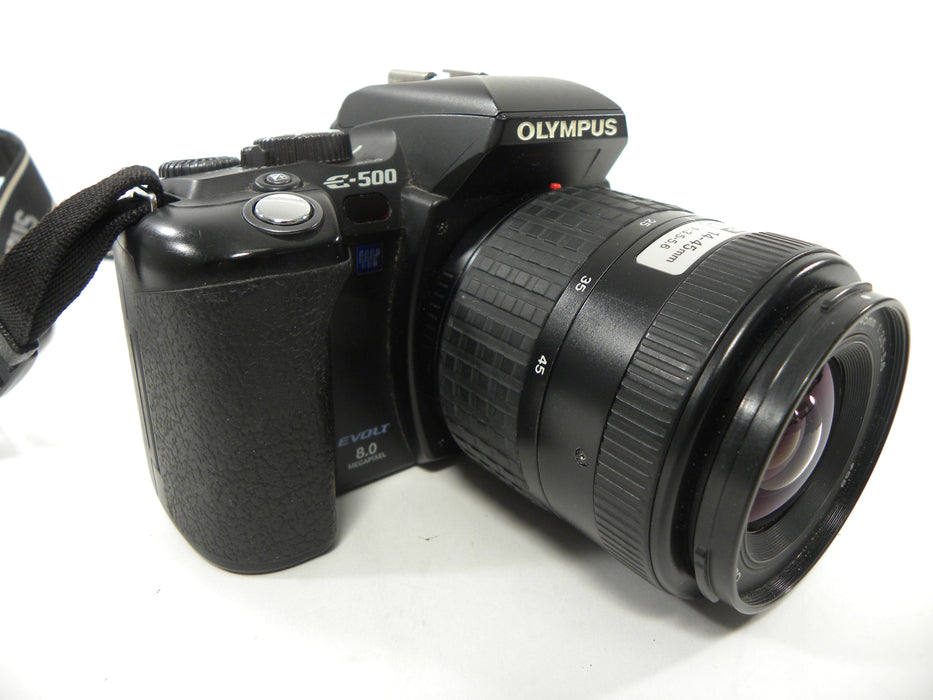 Olympus Evolt E-500 8mp Digital SLR w/Olympus Zuiko 14-45 Shutter Ct. 11,593