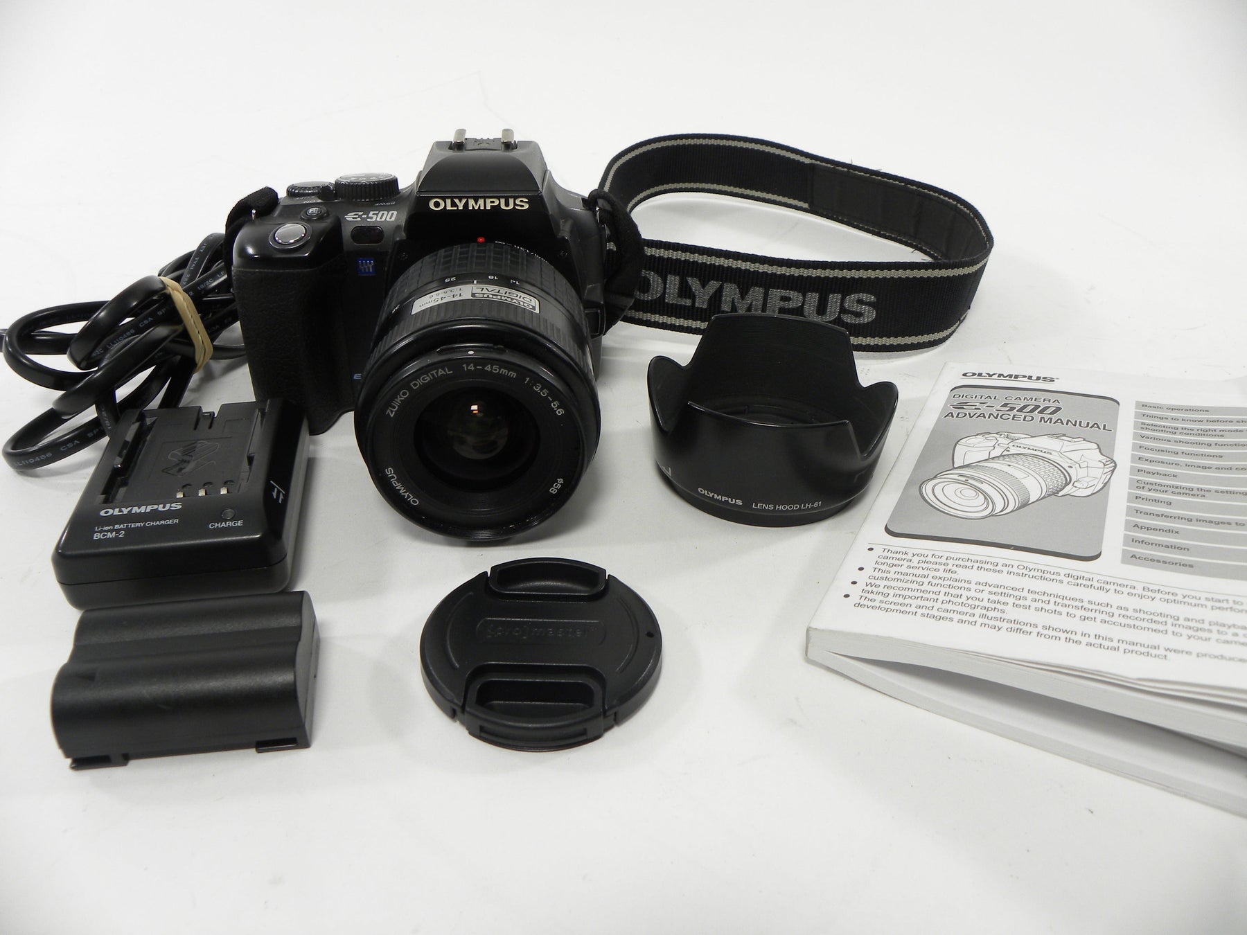Olympus Evolt E-500 8mp Digital SLR w/Olympus Zuiko 14-45 Shutter Ct. 11,593