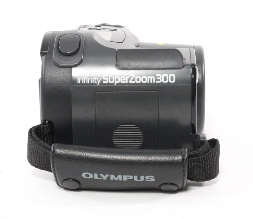 Olympus Infinity Super Zoom 300 2xZoom 38-105mm 35mm
