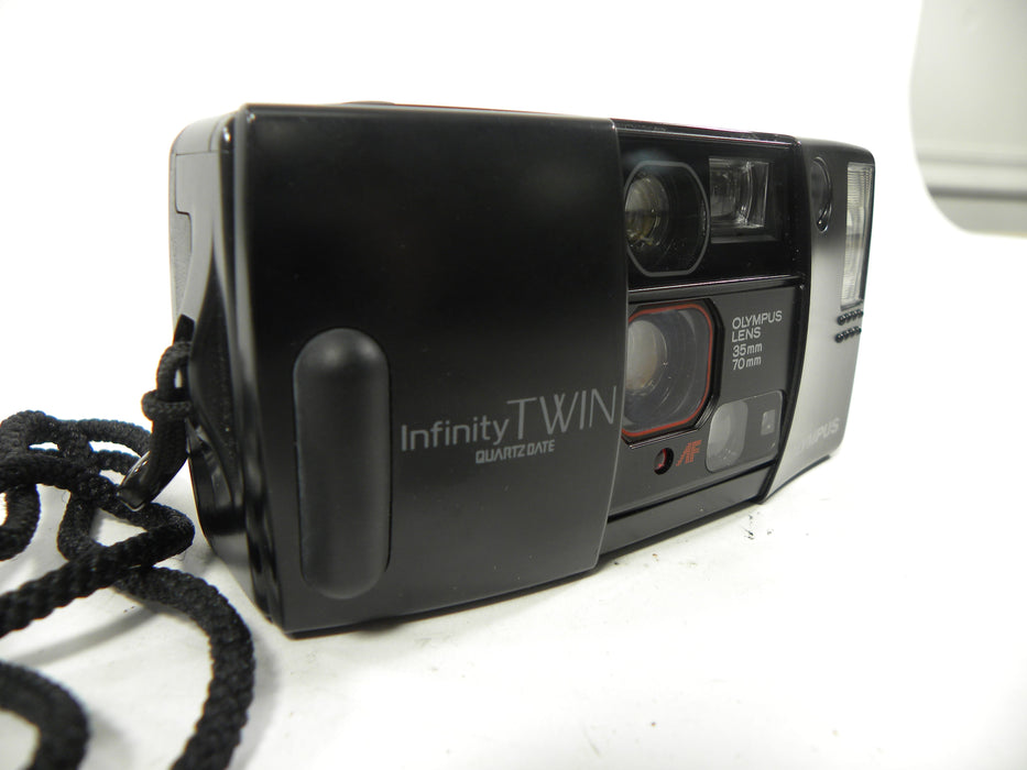 Olympus Infinity Twin Quartz Date 35mm camera