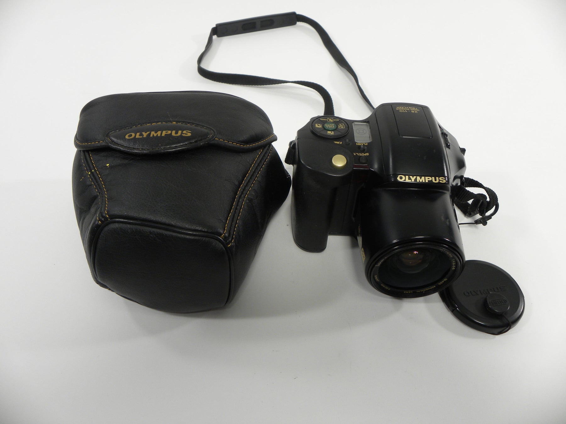Olympus IS-10 Super DLX w/28-110mm 4x Zoom lens