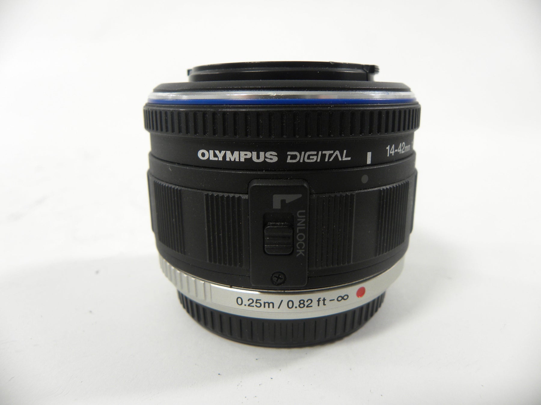 Olympus M. Zuiko 14-42mm f3.5-5.6 Micro 4/3 Mount