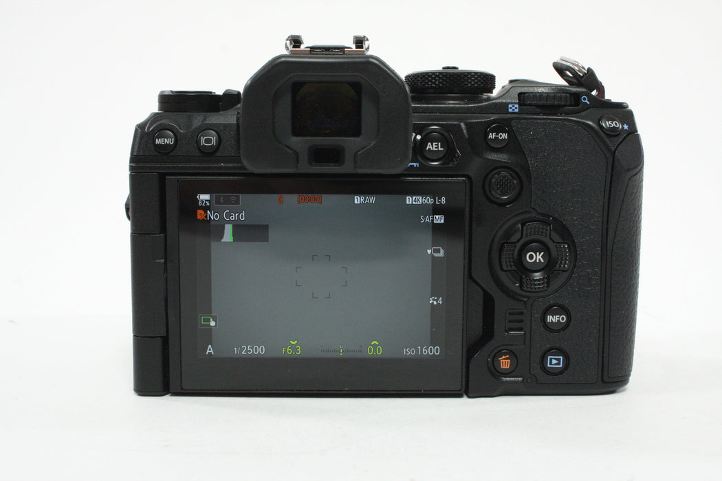 Olympus OM-1 II with Olympus 12-40mm f/2.8 Micro M. Zuiko II Pro 4/3 Mount Lens