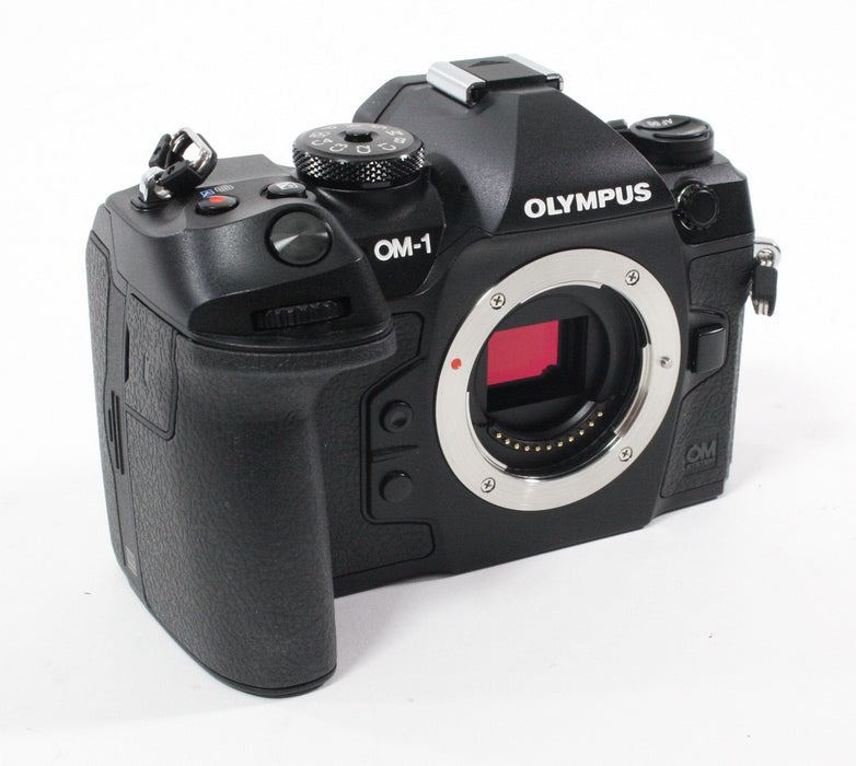 Olympus OM-1 Mirrorless Digital Camera with Shutter Count 704