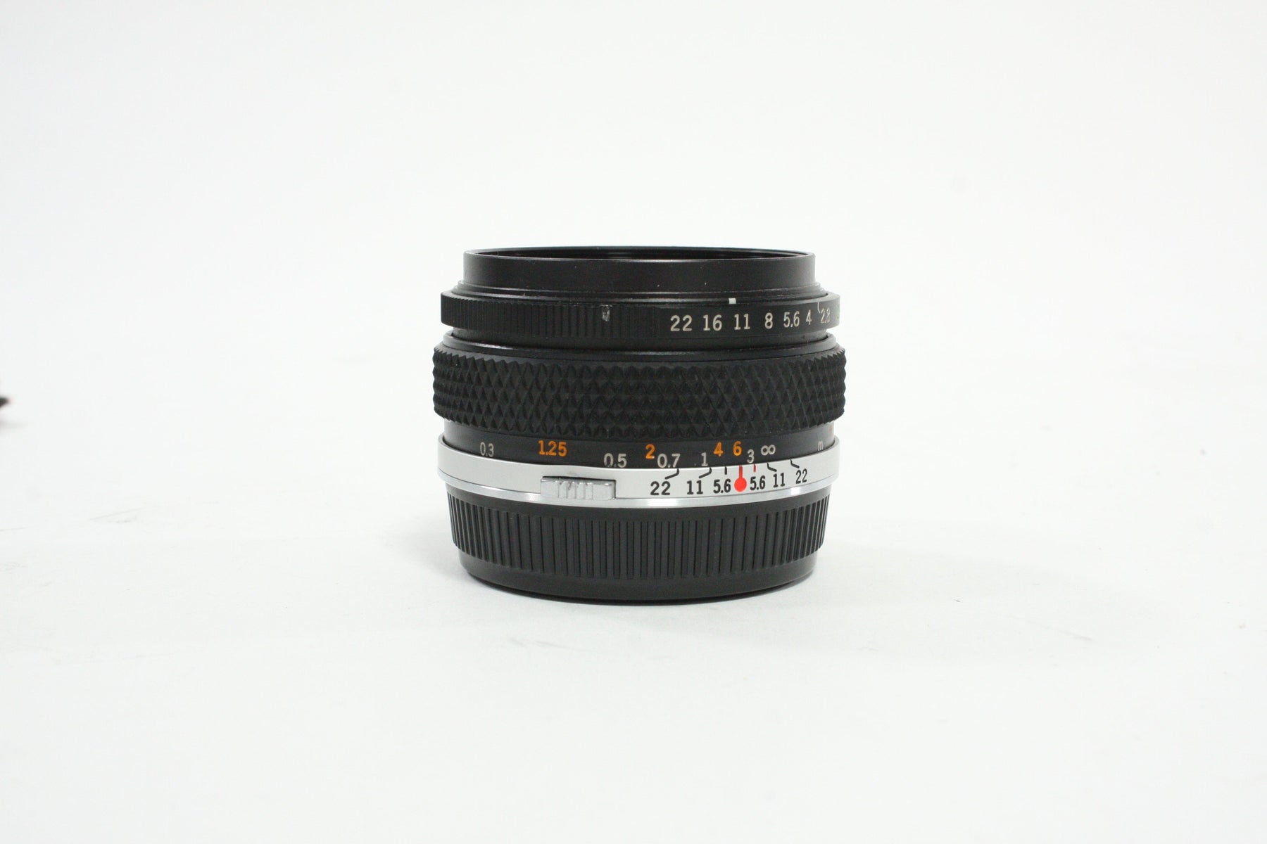 Olympus OM 28mm f/2.8 Lens for Olympus OM Mount