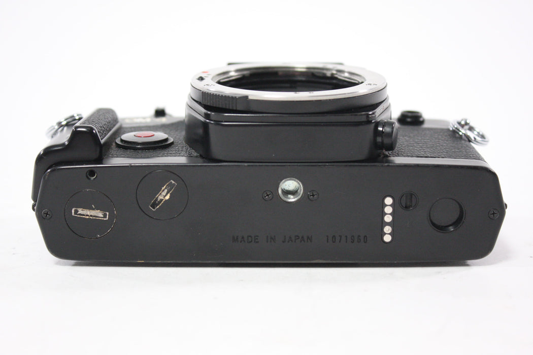 Olympus OM-4 35mm SLR Camera Body AS-IS