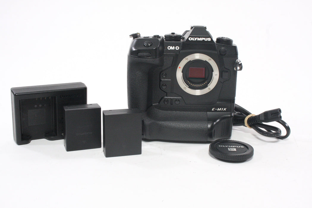 Olympus OM-D E-M1X Digital Mirrorless Camera with Shutter Count 6,413