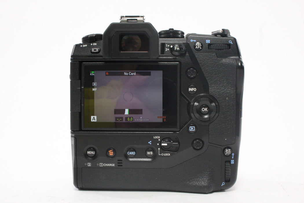Olympus OM-D E-M1X Digital Mirrorless Camera with Shutter Count 6,413
