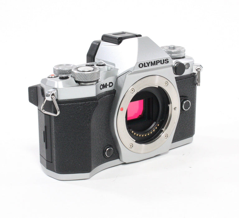 Olympus OM-D E-MS II Mirrorless Digital Camera with Flash Shutter Count 4,380