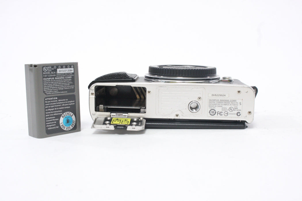 Olympus Pen E-P5 Digital Mirrorless Camera with Shutter Count 6,297
