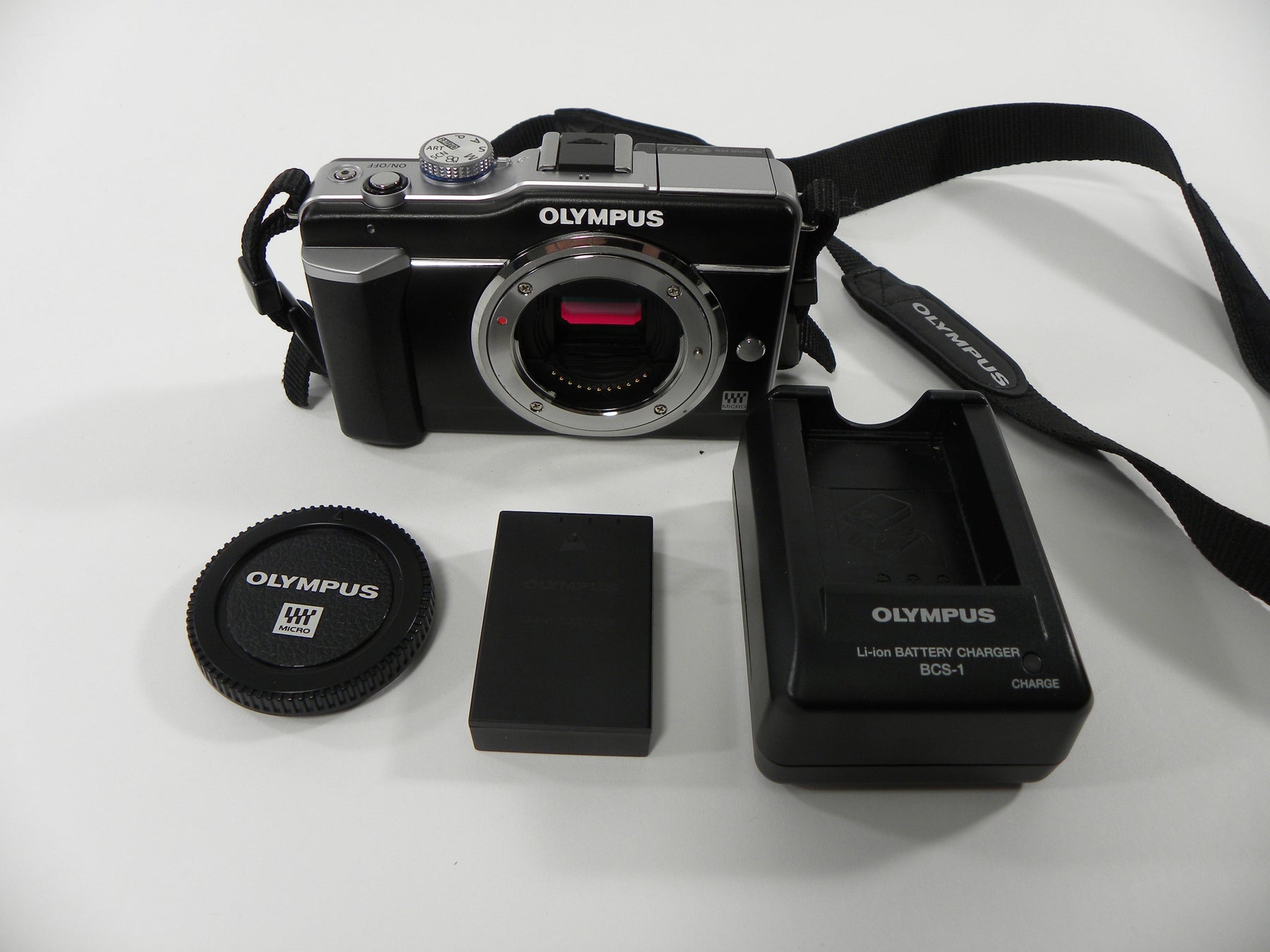 Olympus Pen E-PL1 Micro 4/3 12.3mp Digital Mirrorless Body Only Shutter Ct. 306