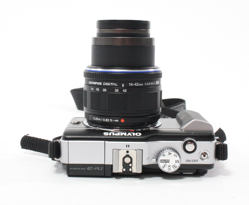 Olympus Pen E-PL1 with 14/42mm f/3.5-5.6 Lens