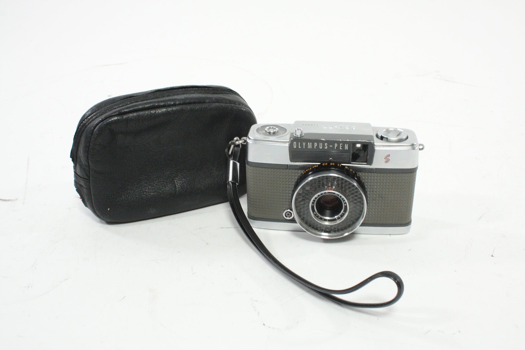 Olympus Pen EE 35mm Point-and-Shoot Camera