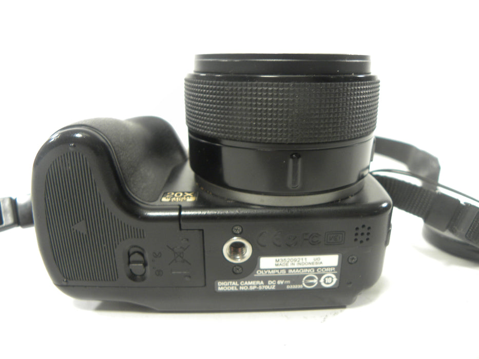 Olympus SP-57OUZ 10.0mp Digital Camera