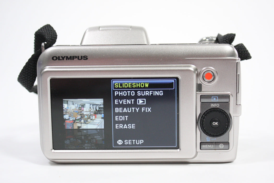 Olympus SP-800UZ Point and Shoot Digital Camera 30x Zoom 14mp