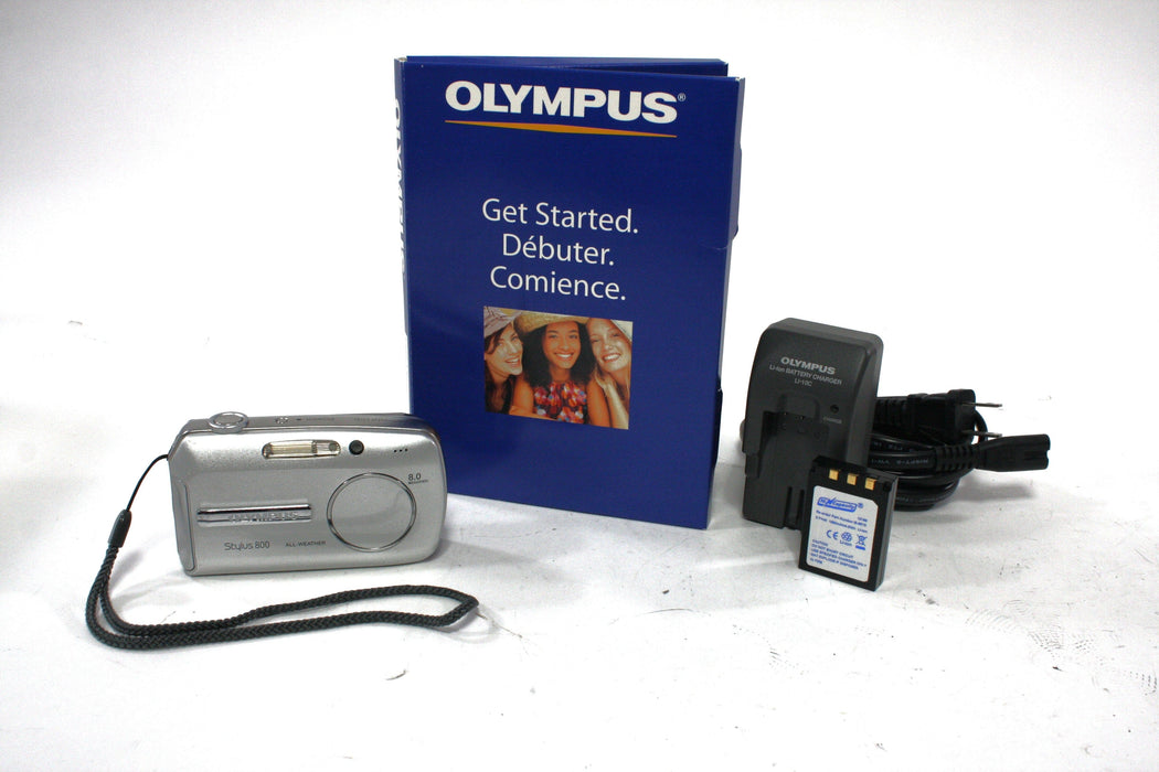 Olympus Stylus 800 All-Weather Digital Camera 3x Zoom 8.0mp