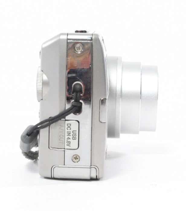 Olympus Stylus 810 All-Weather Digital Camera 3x Zoom 8.0mp