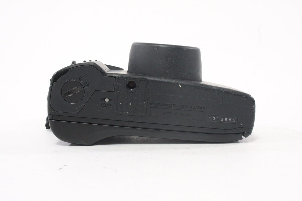 Olympus Super Zoom 2800 DLX 35mm Camera