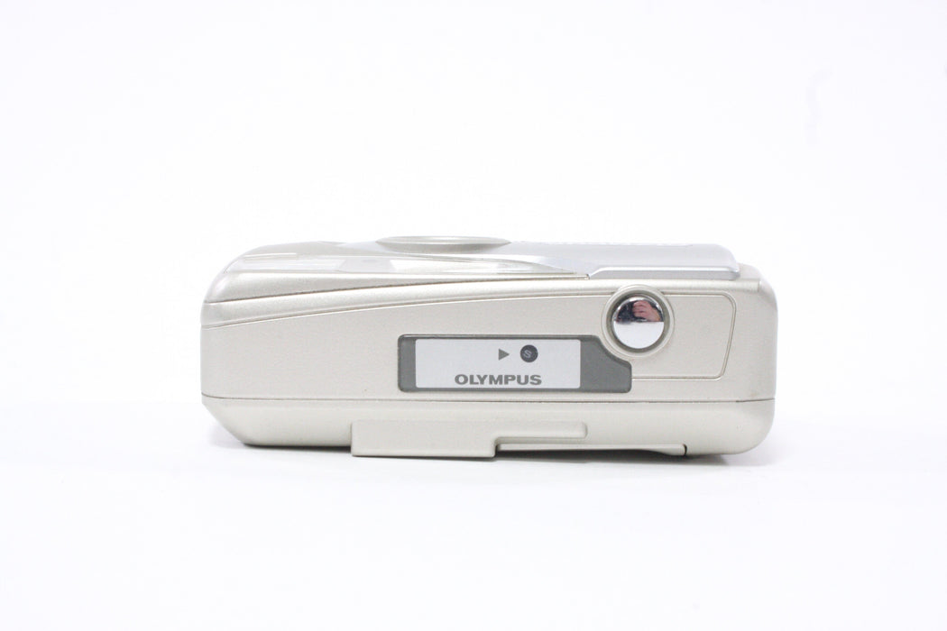 Olympus Trip 500 35mm Point-and-Shoot Camera