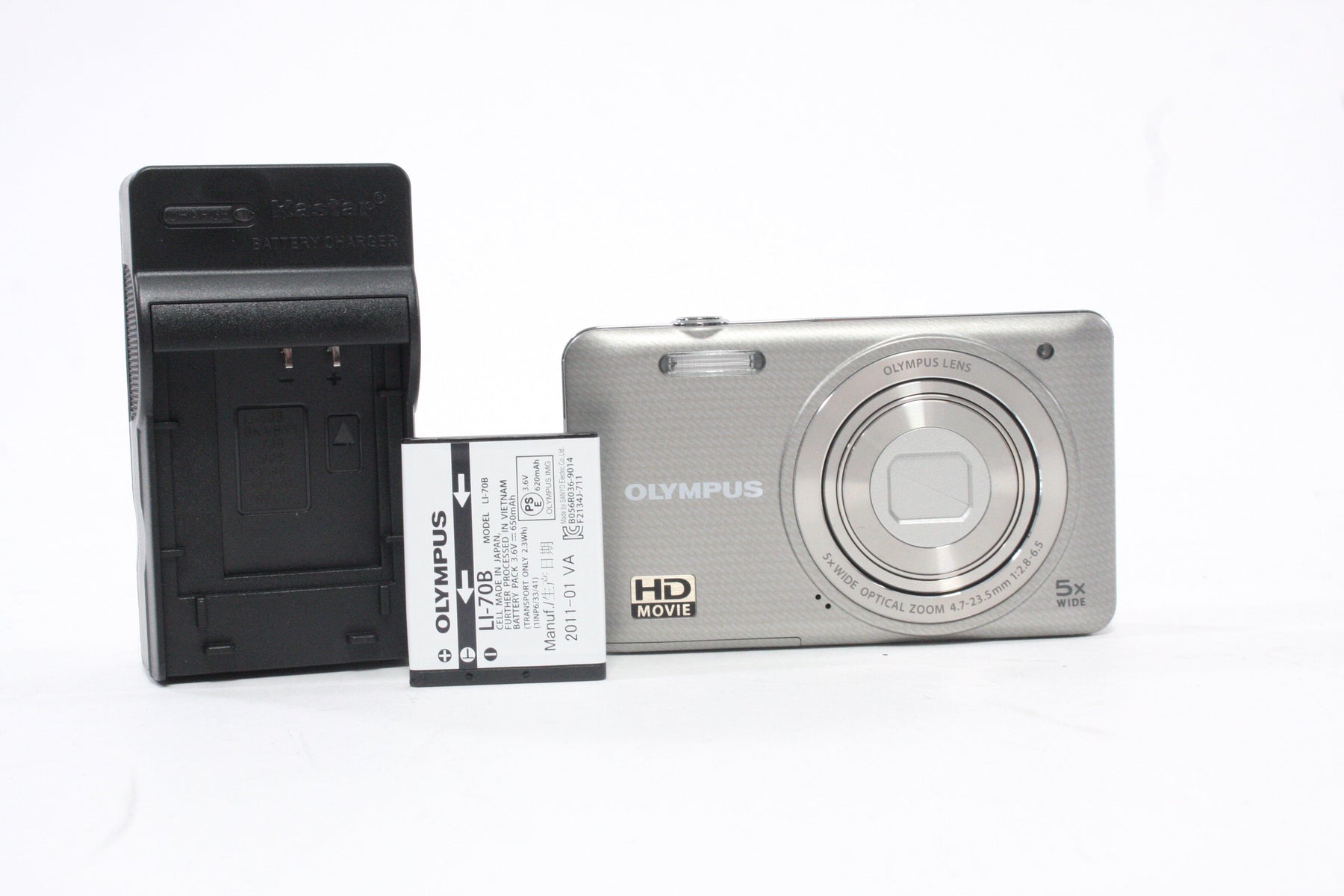 Olympus VG-140 Digital Point-and-Shoot Camera 5x Zoom 14.0mp