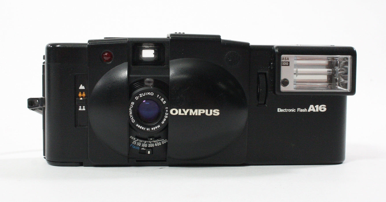 Olympus XA2 35mm Point and Shoot Camera with Case