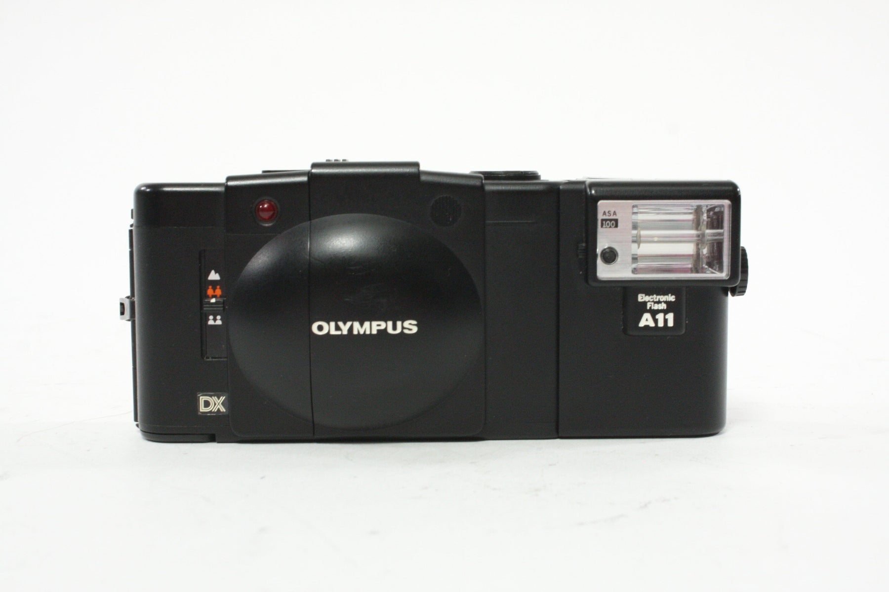 Olympus XA3 35mm Camera with A11 Flash