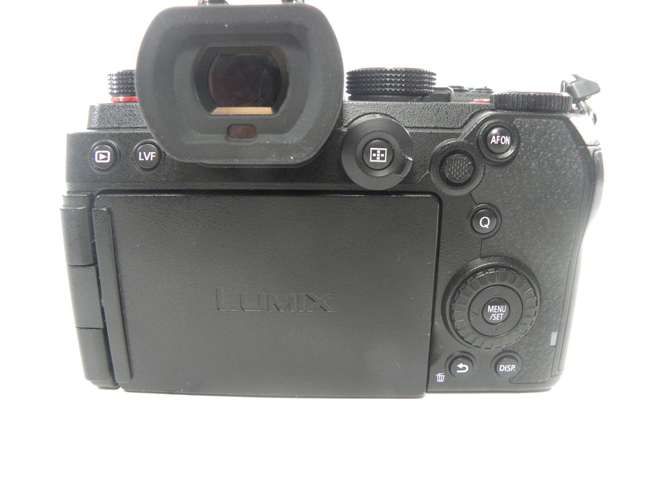 Panasonic DC-S5 24.2mp Digital Mirrorless Camera Body Only S/C 1,307