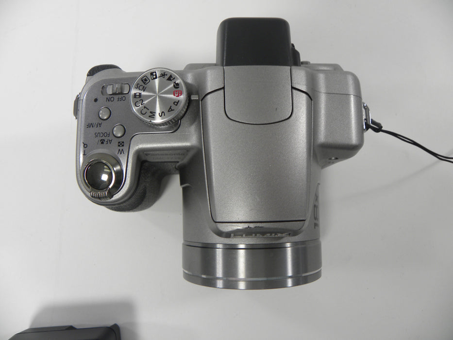 Panasonic DMC-FZ28 10mp Digital Camera