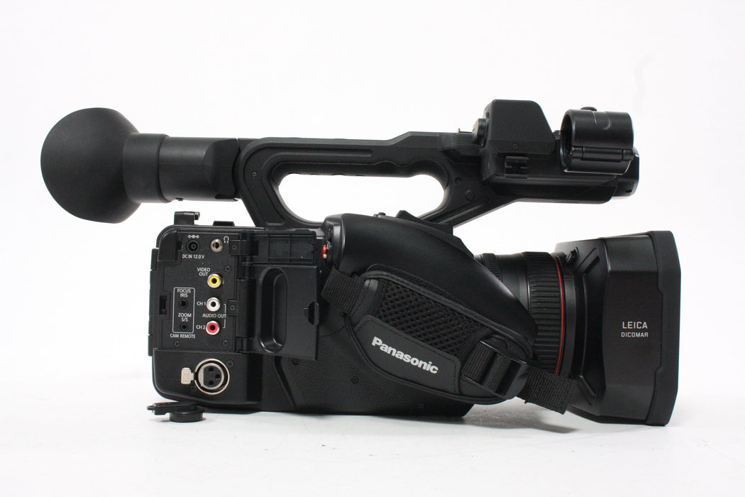 Panasonic HC-X1 Camcorder with Operation Time of 29 hrs