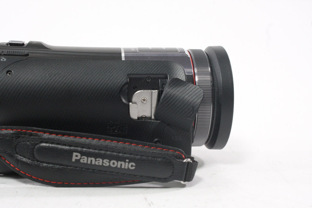 Panasonic HC-X900M Digital Camcorder wtih 32GB Memory