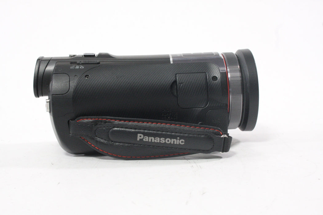 Panasonic HC-X900M Digital Camcorder wtih 32GB Memory