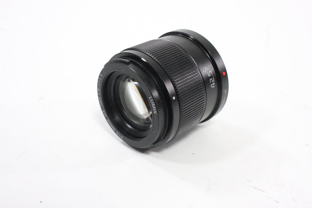 Panasonic Lumix 42.5mm f/1.7 G Lens for Micro 4/3 Mount