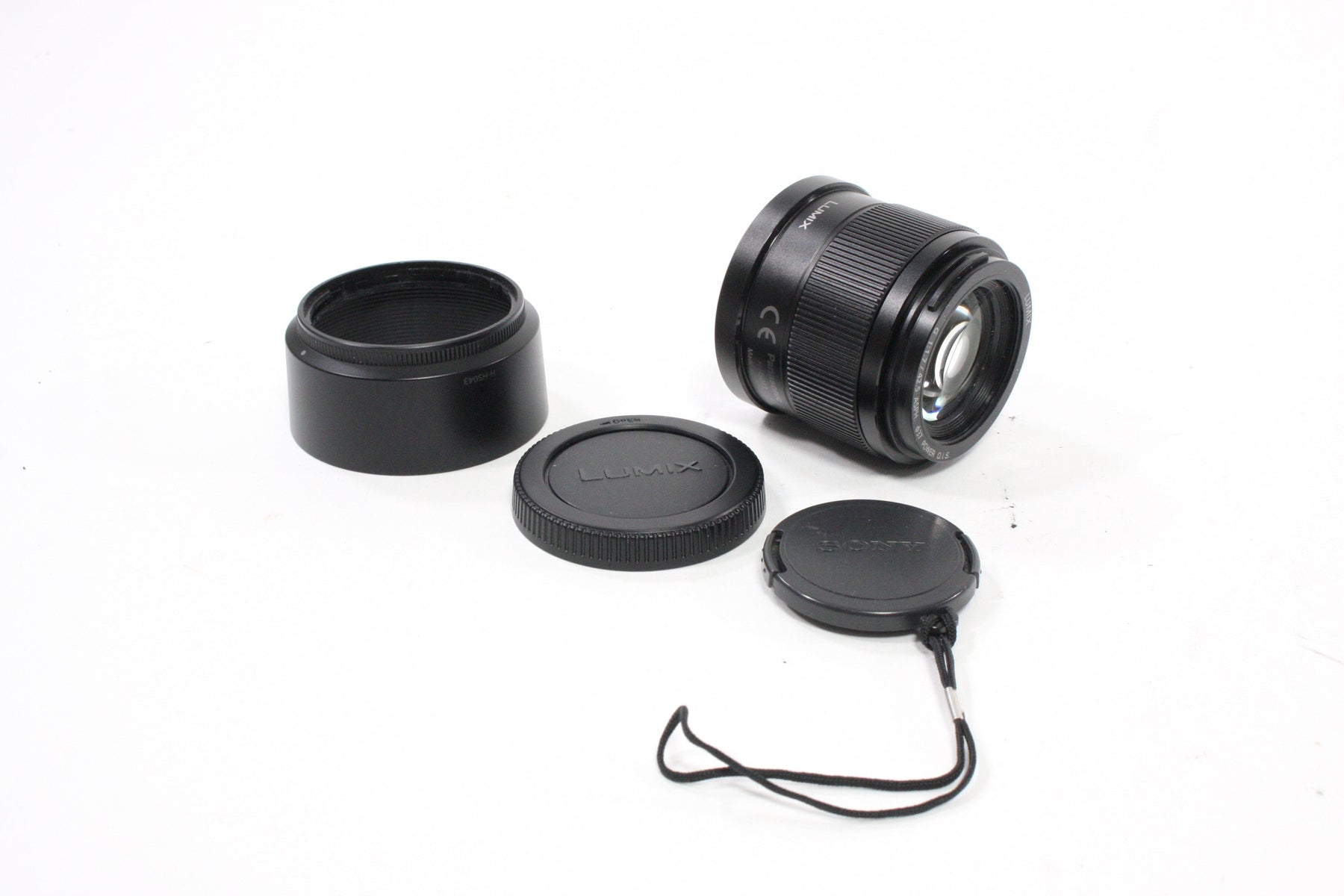Panasonic Lumix 42.5mm f/1.7 G Lens for Micro 4/3 Mount