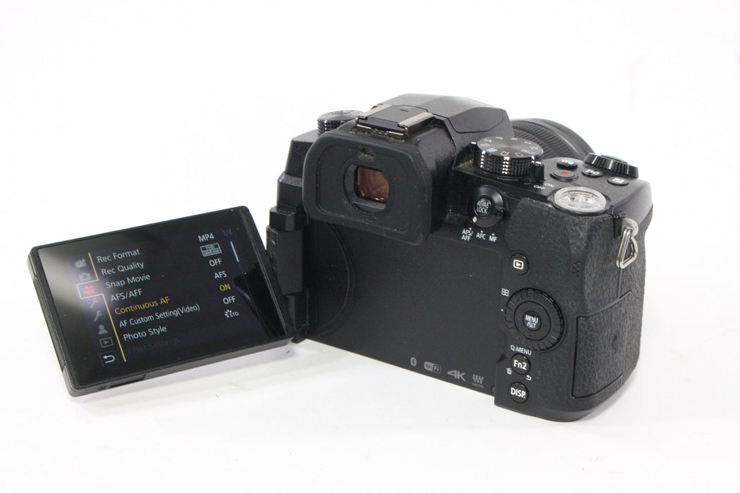 Panasonic Lumix DC-G95 Mirrorless Digital Camera with 12-60mm f/3.5-5.6 Lens